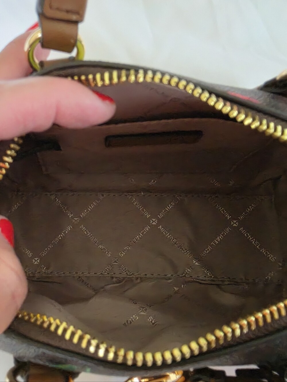 Michael Kors Grayson Small Printed Signature Logo Duffel Crossbody - Brown,NWOT - Picture 4 of 5